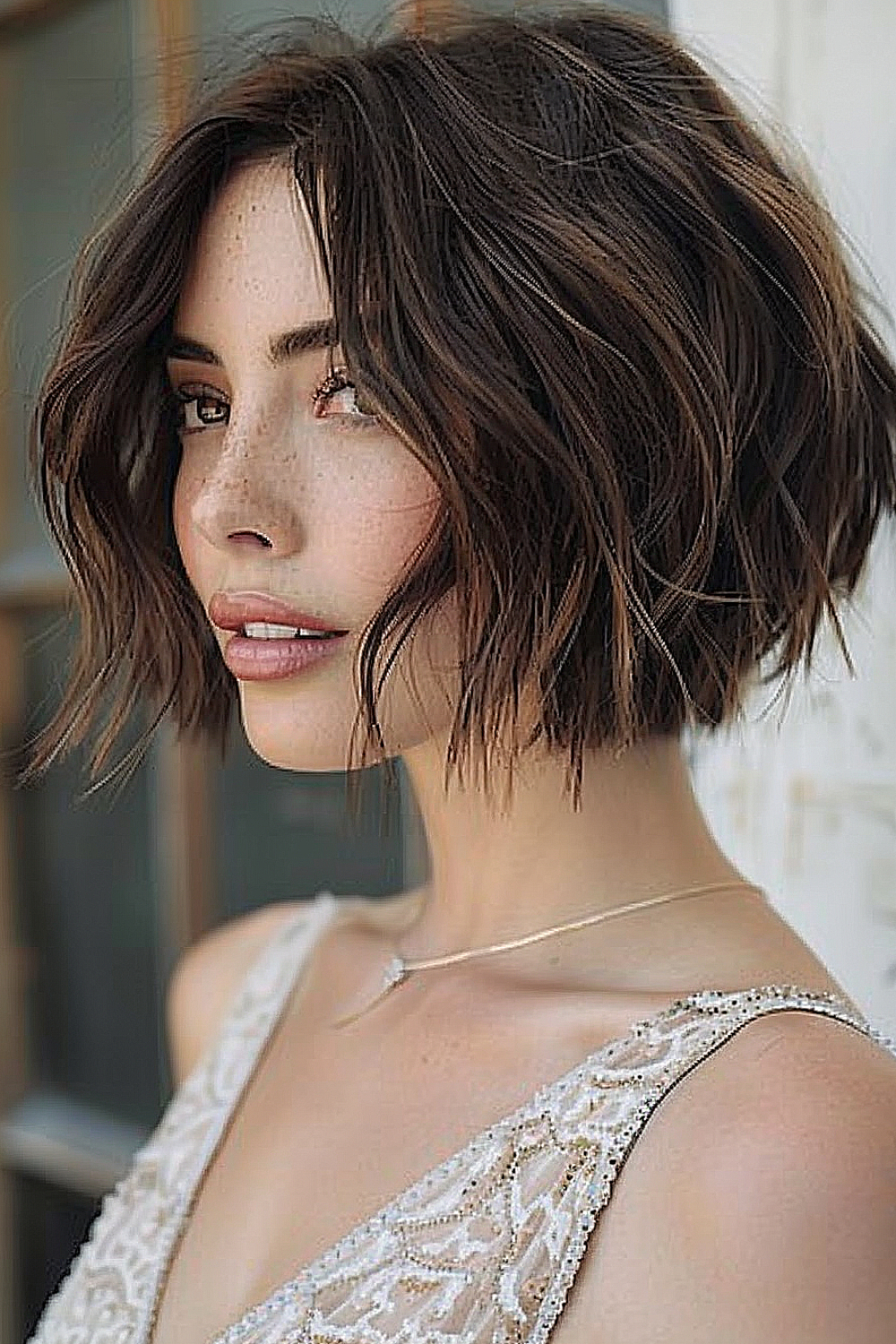 Chin-length bob with textured ends